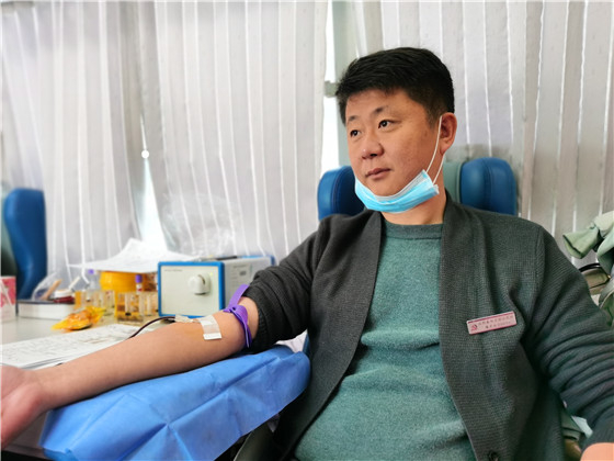 獻(xiàn)血傳真情，為黨旗添光彩 ——三元村春季無償獻(xiàn)血活動側(cè)記